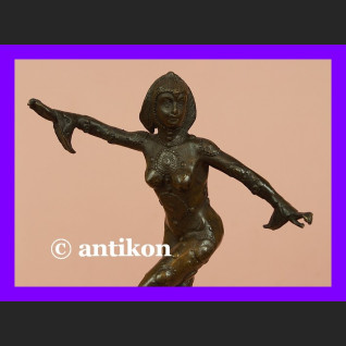 Śliczna tancerka z brązu rzeźba Art Deco