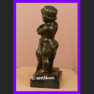 Chłopczyk z gęsiami sygnowany brąz urocza rzeźba Chłopczyk z gęsiami sygnowany brąz urocza rzeźba