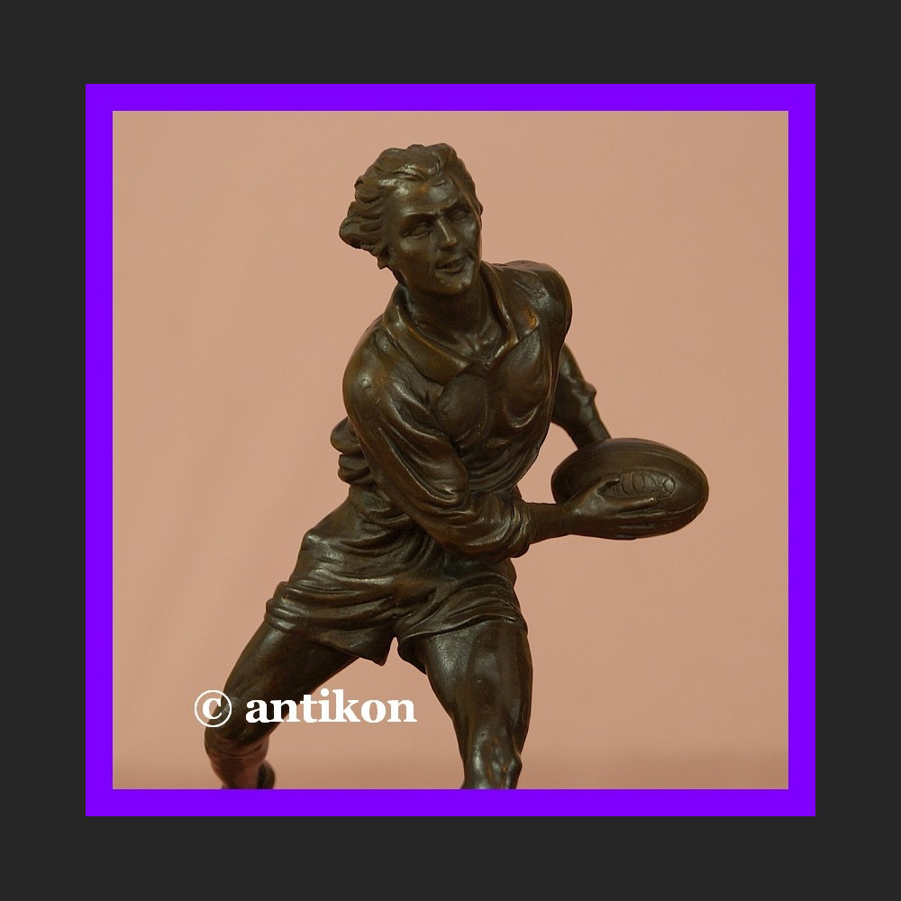 Rugbysta wspaniała rzeźba brąz rugby Rugbysta wspaniała rzeźba brąz rugby