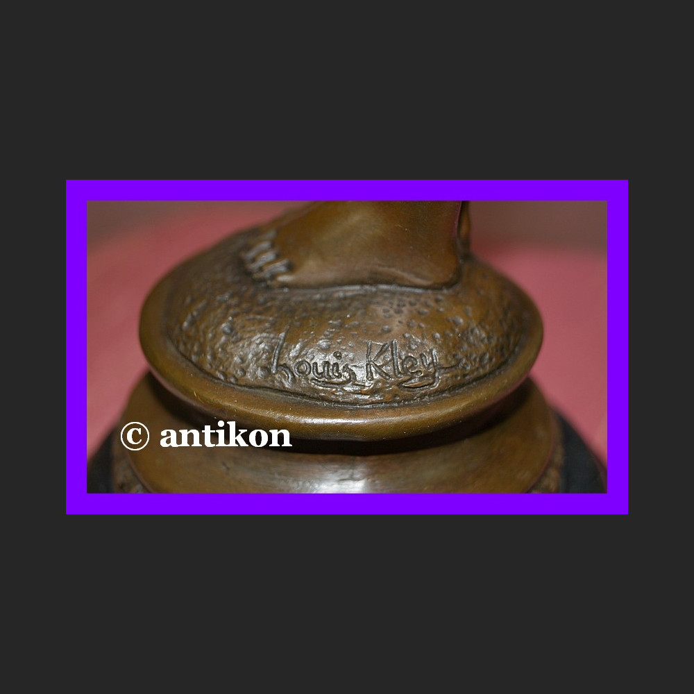 Mały muzykant Trąbka rzeźba brąz Mały muzykant Trąbka rzeźba brąz