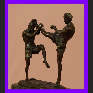 Kickboxing wspaniała sygnowana rzeźba z brązu boks 