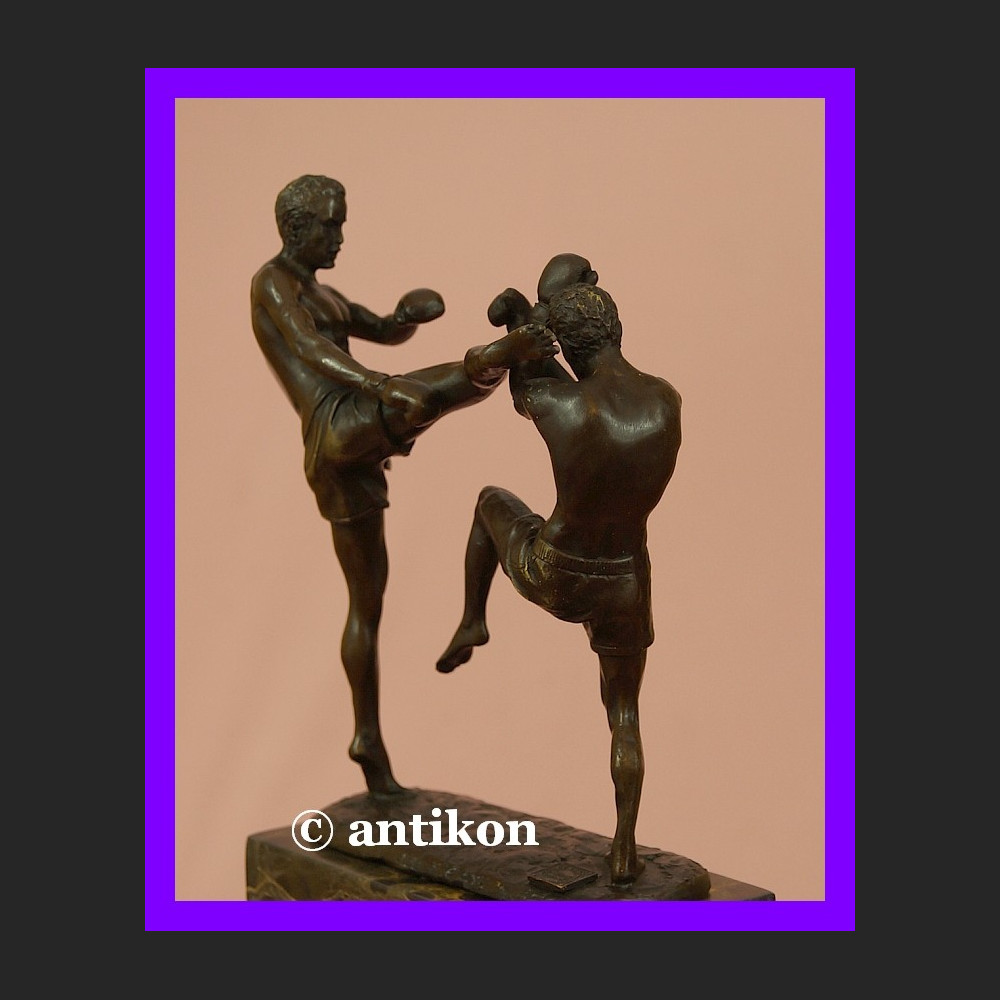 Kickboxing wspaniała sygnowana rzeźba z brązu boks 