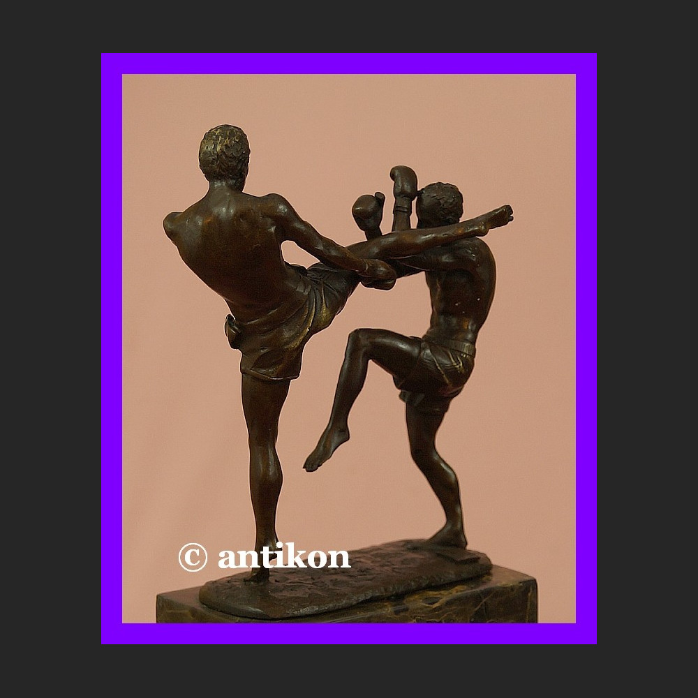 Kickboxing wspaniała sygnowana rzeźba z brązu boks 