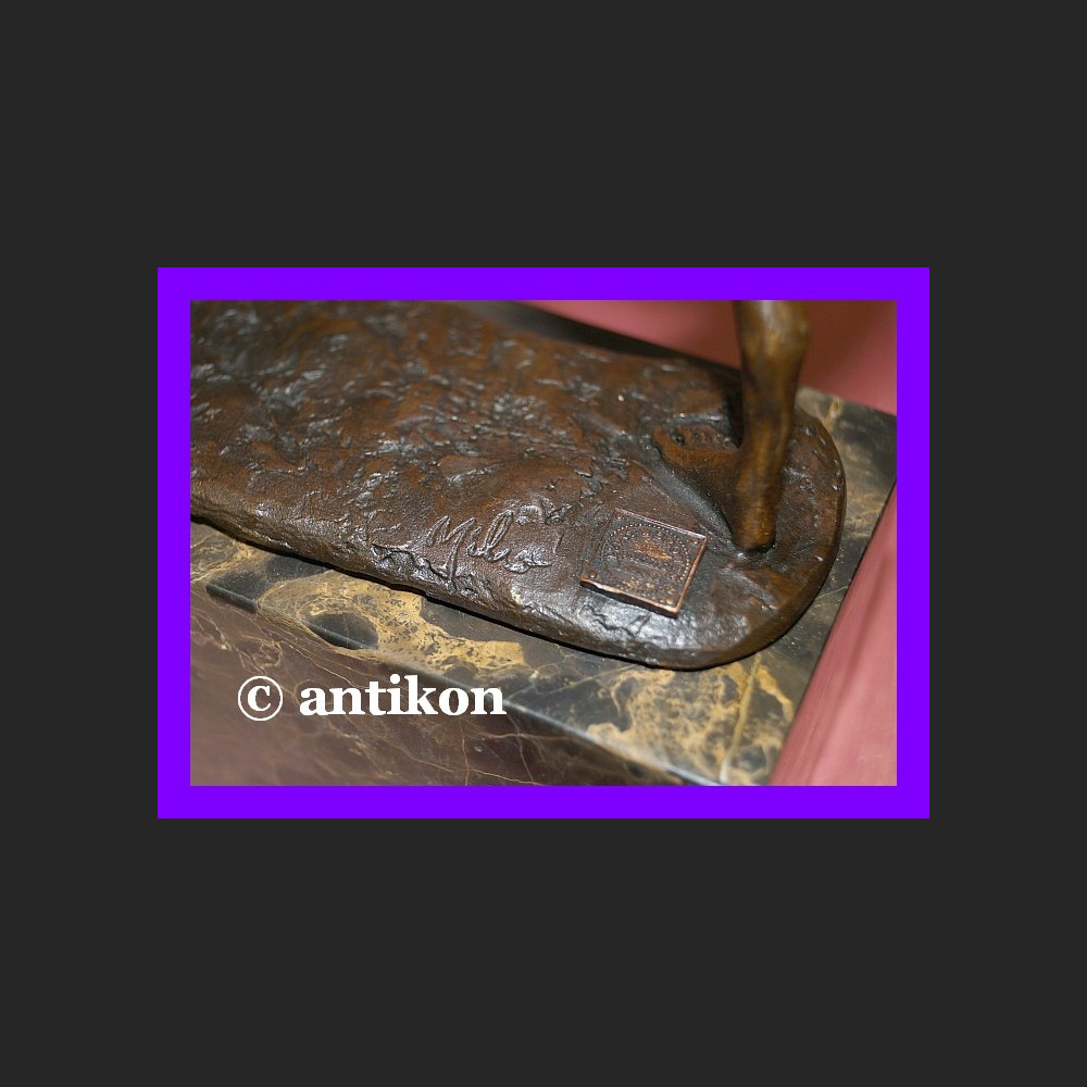 Kickboxing wspaniała sygnowana rzeźba z brązu boks 