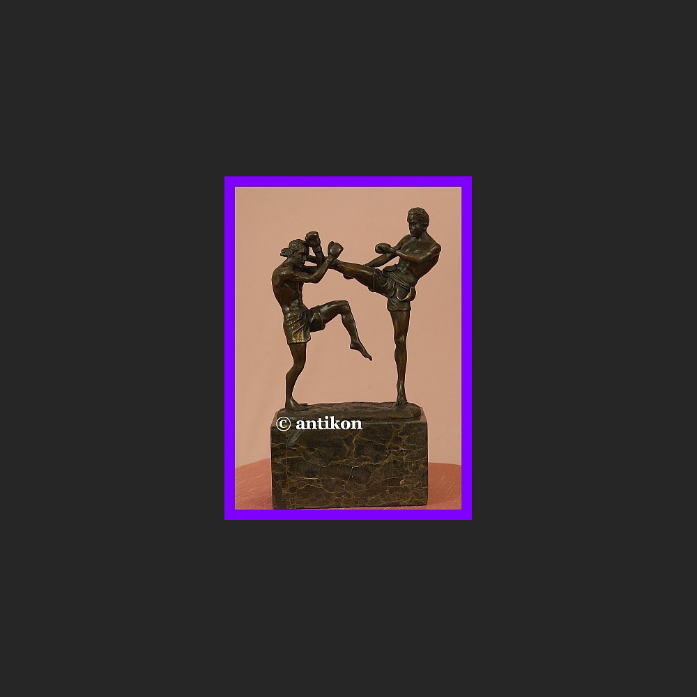 Kickboxing wspaniała sygnowana rzeźba z brązu boks 