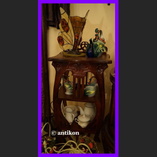 Secesyjny stolik z półkami piękna drewniana etażerka 