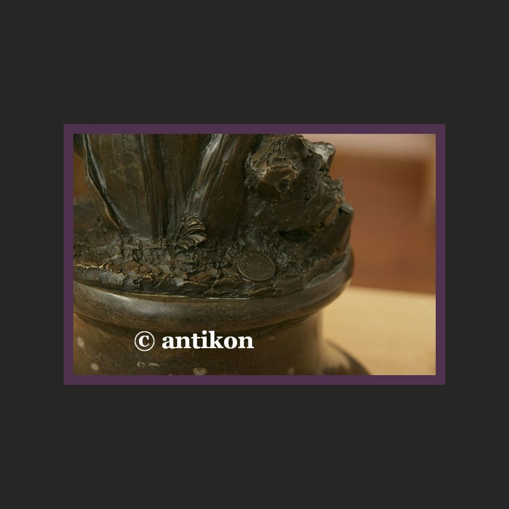 Przeurocza kobieta elf secesja ogromny brąz sygnowana rze