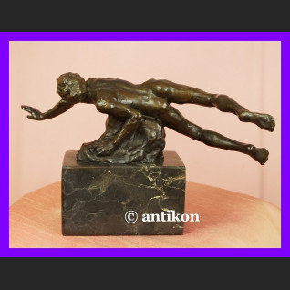 Pływak pływanie świetna rzeźba syg. brąz Francja Pływak pływanie świetna rzeźba syg. brąz Francja