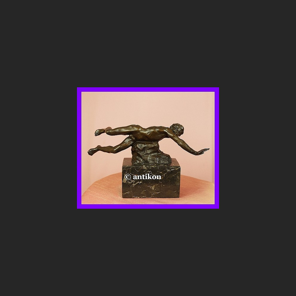 Pływak pływanie świetna rzeźba syg. brąz Francja Pływak pływanie świetna rzeźba syg. brąz Francja