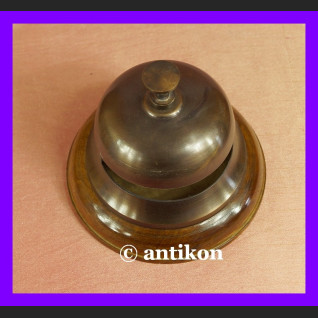 Praktyczny dzwonek hotelowy do recepcji duży mosiądz antyczny