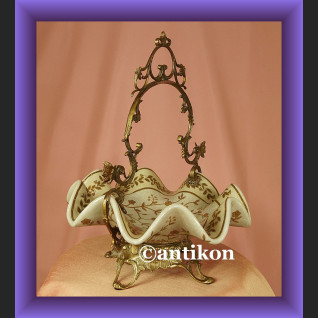 Patera porcelanowa koszyk w kwiaty porcelana z brązem Patera porcelanowa koszyk w kwiaty porcelana z brązem