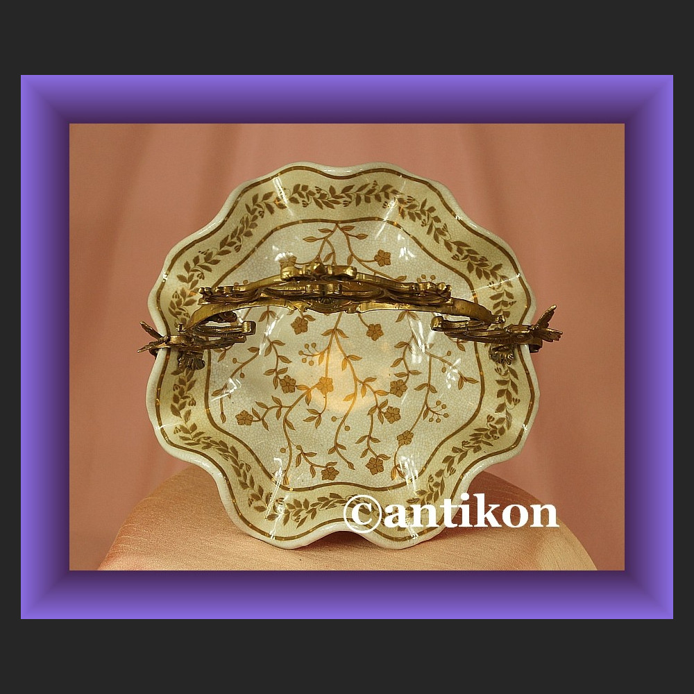 Patera porcelanowa koszyk w kwiaty porcelana z brązem Patera porcelanowa koszyk w kwiaty porcelana z brązem