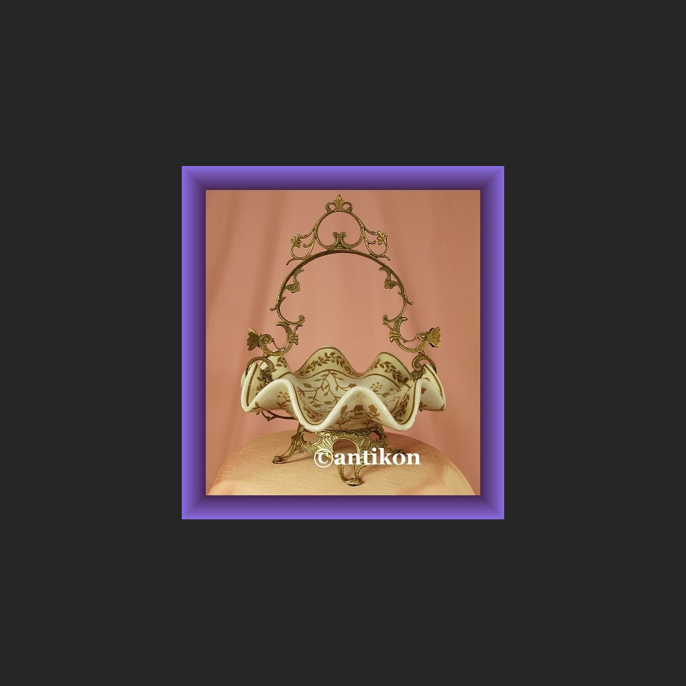 Patera porcelanowa koszyk w kwiaty porcelana z brązem Patera porcelanowa koszyk w kwiaty porcelana z brązem