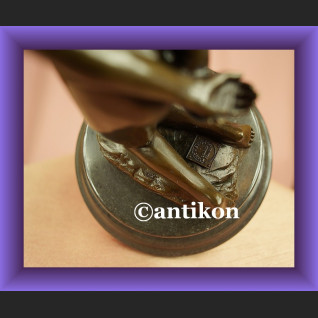 Nieprzyzwoity akt dziewczyny rzeźba francuski brąz Nieprzyzwoity akt dziewczyny rzeźba francuski brąz