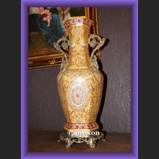 Świetny miodowy wazon z łabędziami 