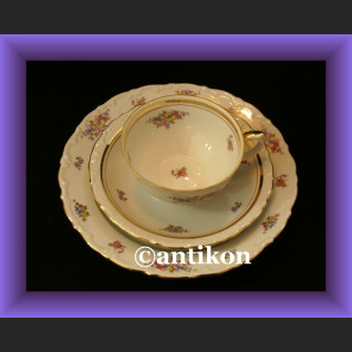 Piękny zestaw śniadaniowy porcelanowe trio 