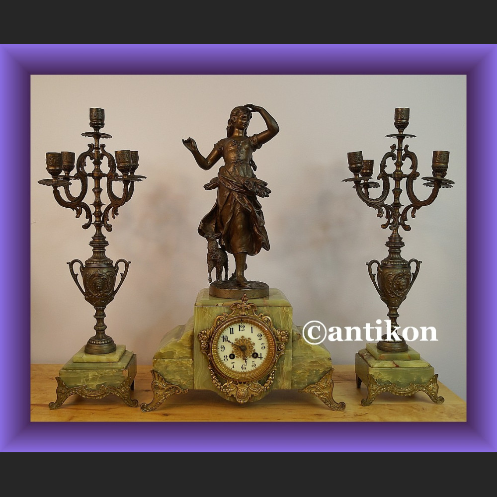 Zegar kominkowy stary onyksowy ze świecznikami Francja XIX wiek