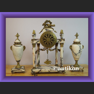 Zegar kominkowy  portykowy marmurowy z przystawkami Francja  Zegar kominkowy  portykowy marmurowy z przystawkami Francja