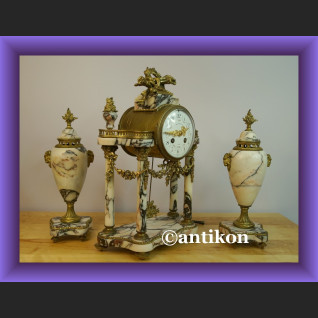 Zegar kominkowy  portykowy marmurowy z przystawkami Francja  Zegar kominkowy  portykowy marmurowy z przystawkami Francja