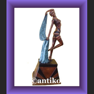 Figurka z brązu Czarująca tancerka gigantyczna rzeźba Art Deco 