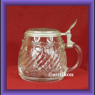 Kufel szklany z pokrywką