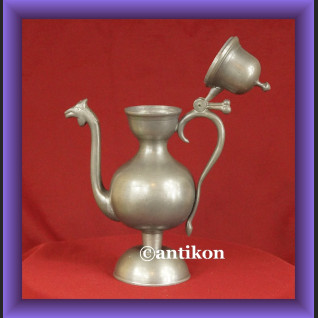 Finezyjny stary dzbanek z cyny 