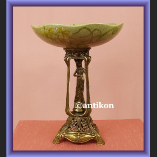 Wysoka secesyjna patera z kobietą piękna procelana