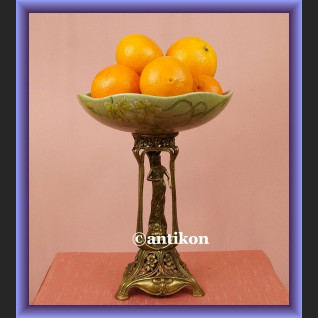 Wysoka secesyjna patera z kobietą piękna procelana