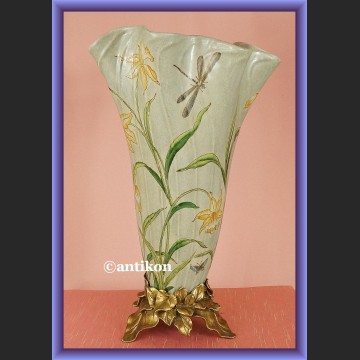Zjawiskowy secesyjny porcelanowy wazon w żonkile