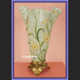 Zjawiskowy secesyjny porcelanowy wazon w żonkile