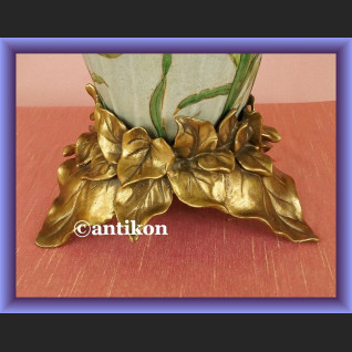 Zjawiskowy secesyjny porcelanowy wazon w żonkile