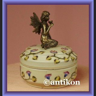 Szkatułka z elfem duże porcelanowe puzderko na prezent