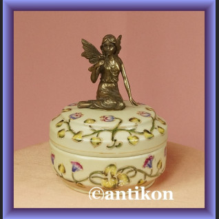 Szkatułka z elfem duże porcelanowe puzderko na prezent