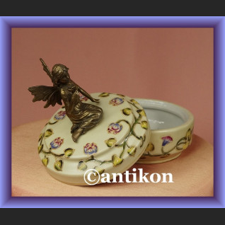 Szkatułka z elfem duże porcelanowe puzderko na prezent