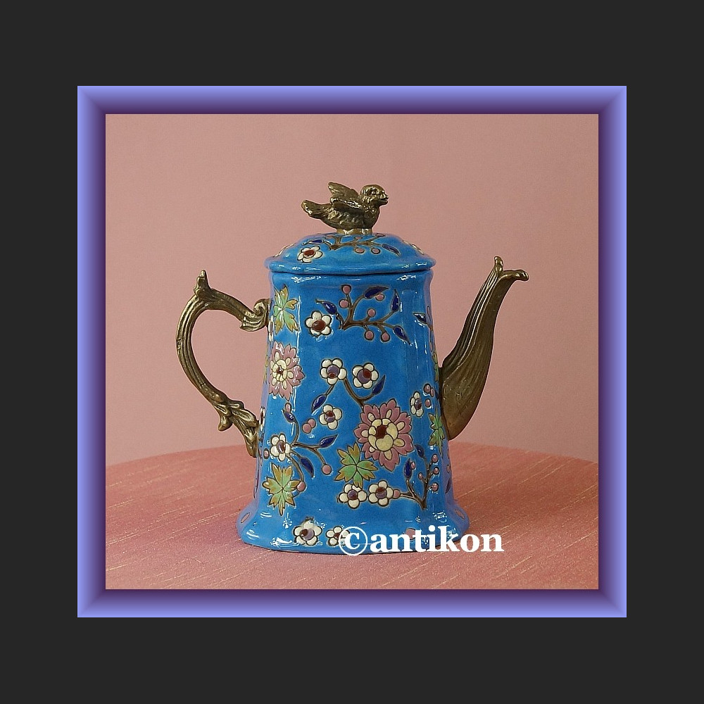 Prześliczny mały turkusowy dzbanek z ptaszkiem 