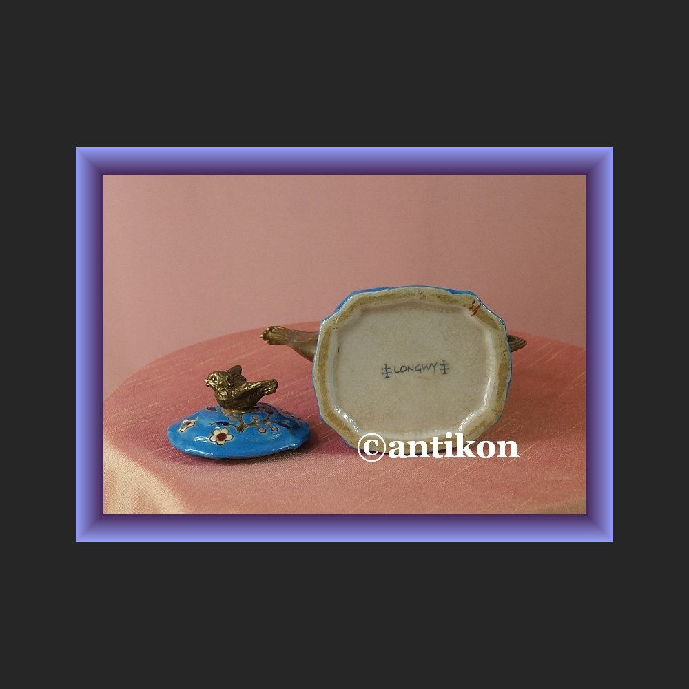 Prześliczny mały turkusowy dzbanek z ptaszkiem 