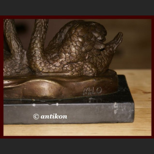 PIĘKNA RZEŹBA Z BRĄZU PARA ŁABĘDZI