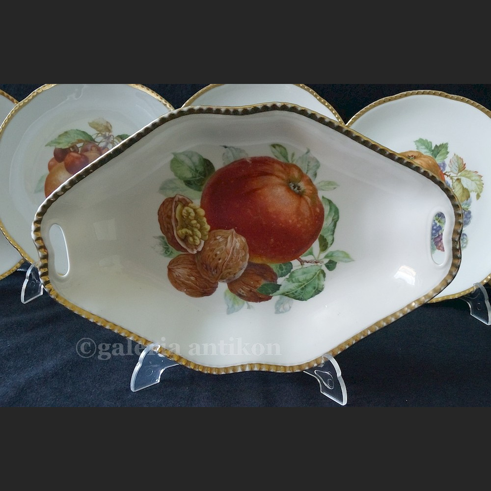 Serwis deserowy stary talerze z owocami Beyer & Bock Turyngia Serwis deserowy stary talerze z owocami Beyer & Bock Turyngia