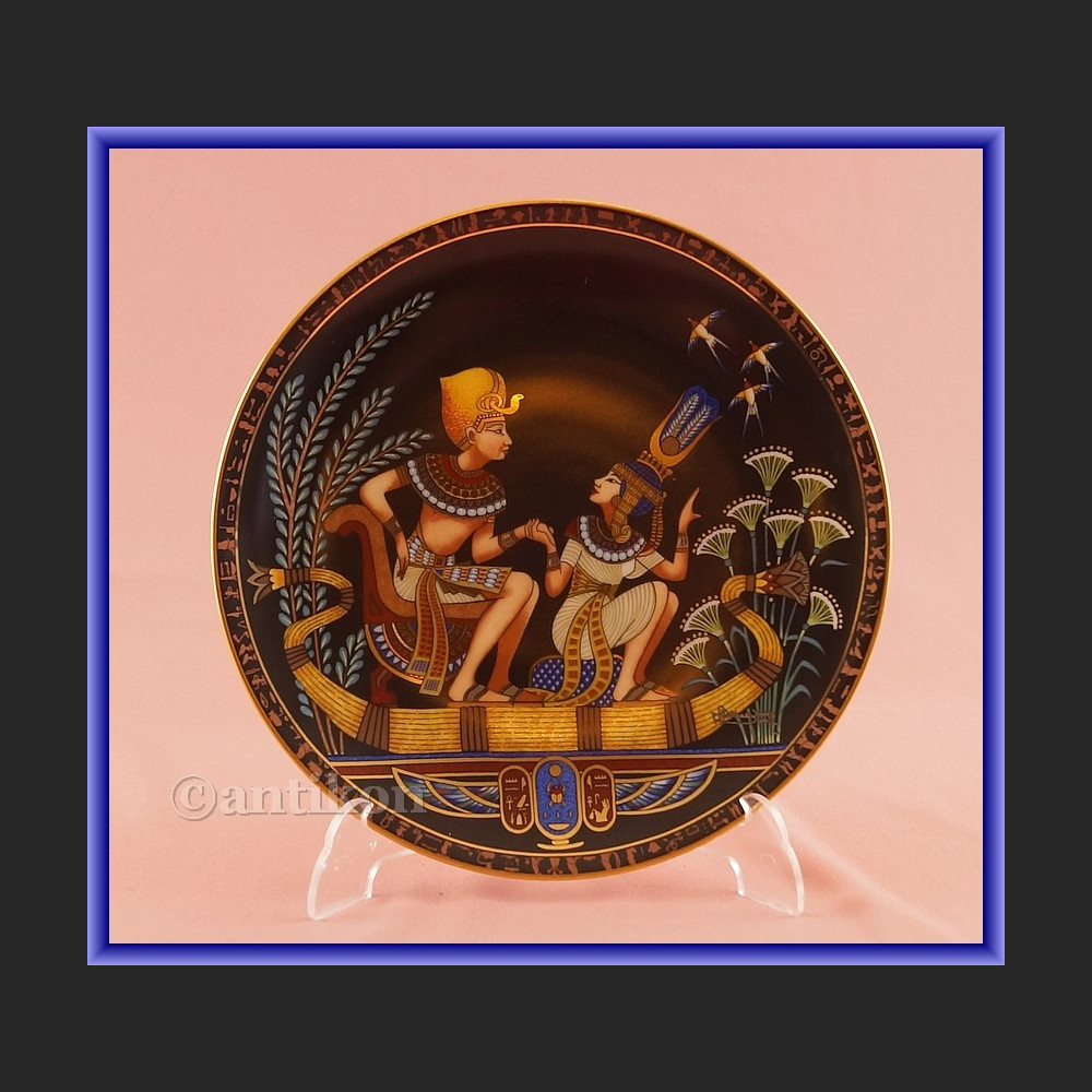 Talerz kolekcjonerski Egipska porcelana 4 sztuki z certyfikatem