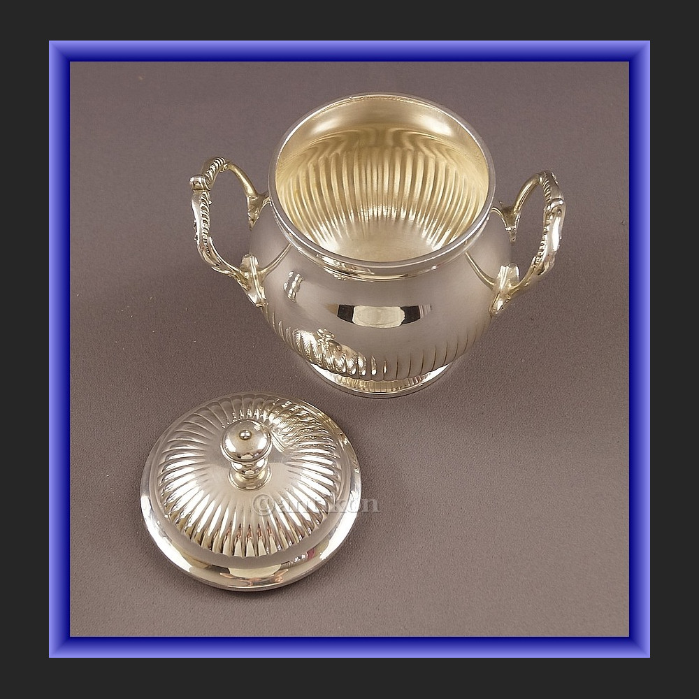 Christofle cukierniczk i mlecznik piekny zestaw Christofle cukierniczk i mlecznik piekny zestaw