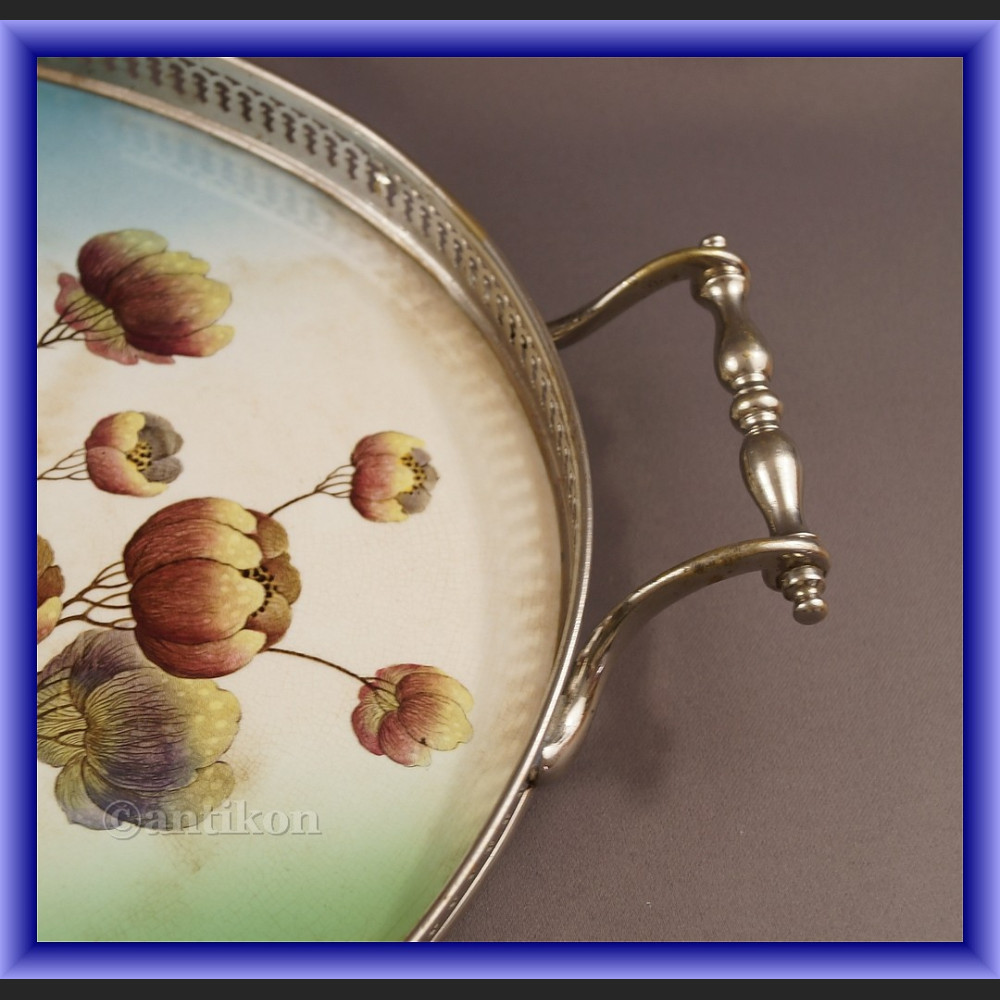 Wmf secesyjna duża taca z kwiatami Wmf secesyjna duża taca z kwiatami