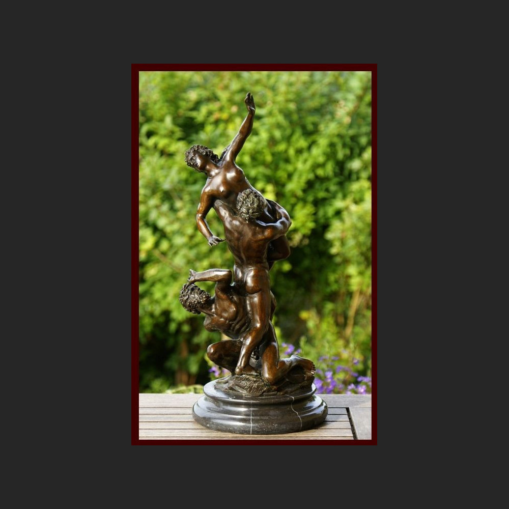 PORWANIE WSPANIAŁA GRUPA FIGURALNA Z BRĄZU