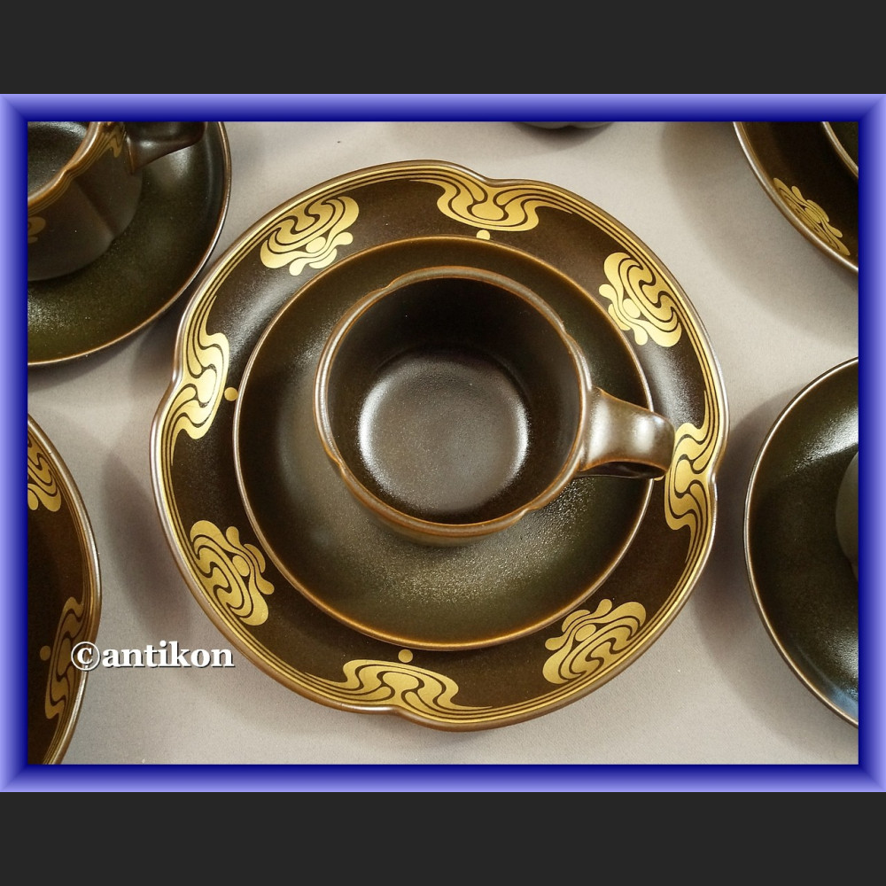 Porcelana Rosenthal minimalistyczny serwis kawa herbata czekolada ze złotem Porcelana Rosenthal minimalistyczny serwis kawa herbata czekolada ze złotem