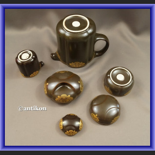 Porcelana Rosenthal minimalistyczny serwis kawa herbata czekolada ze złotem Porcelana Rosenthal minimalistyczny serwis kawa herbata czekolada ze złotem