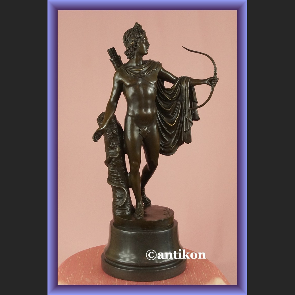 Figurka z brązu Apollo Belwederski rzeźba z łukiem Figurka z brązu Apollo Belwederski rzeźba z łukiem