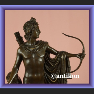 Figurka z brązu Apollo Belwederski rzeźba z łukiem Figurka z brązu Apollo Belwederski rzeźba z łukiem