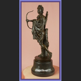 Figurka z brązu Apollo Belwederski rzeźba z łukiem Figurka z brązu Apollo Belwederski rzeźba z łukiem