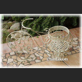 Biały kwietnik prowansalski metalowy rowerek Biały kwietnik prowansalski metalowy rowerek