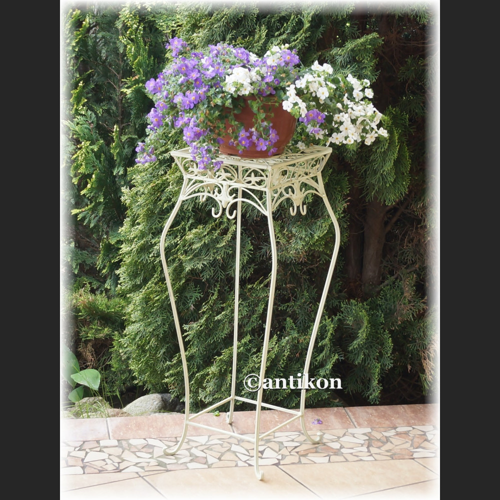 Biały wysoki stołek kwietnik prowansalski metalowy 