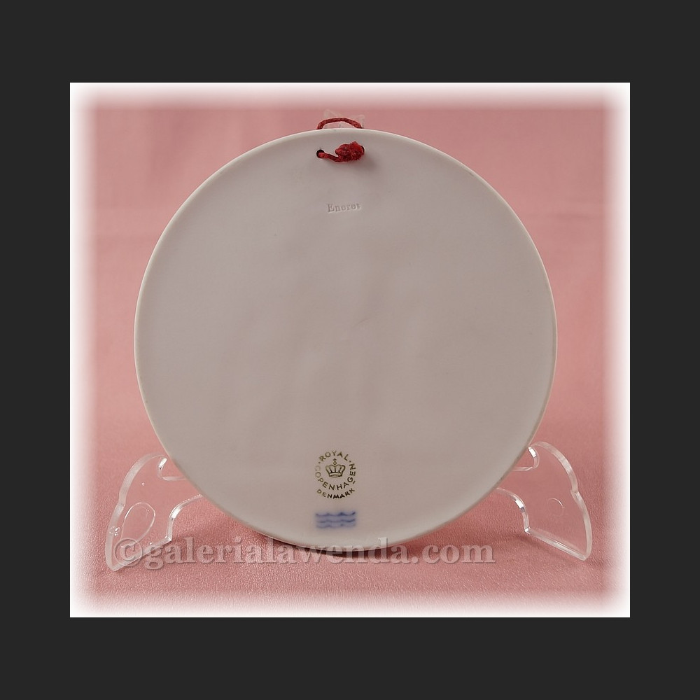 Cztery pory roku Royal Kopenhagen unikatowe reliefy 